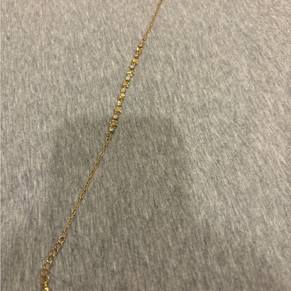 Gold flower bracelet with diamonds - Picture 2 of 2